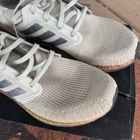 Size 11 - Adidas Ultraboost 20 Metal Grey Signal Coral - Picture 4 of 7
